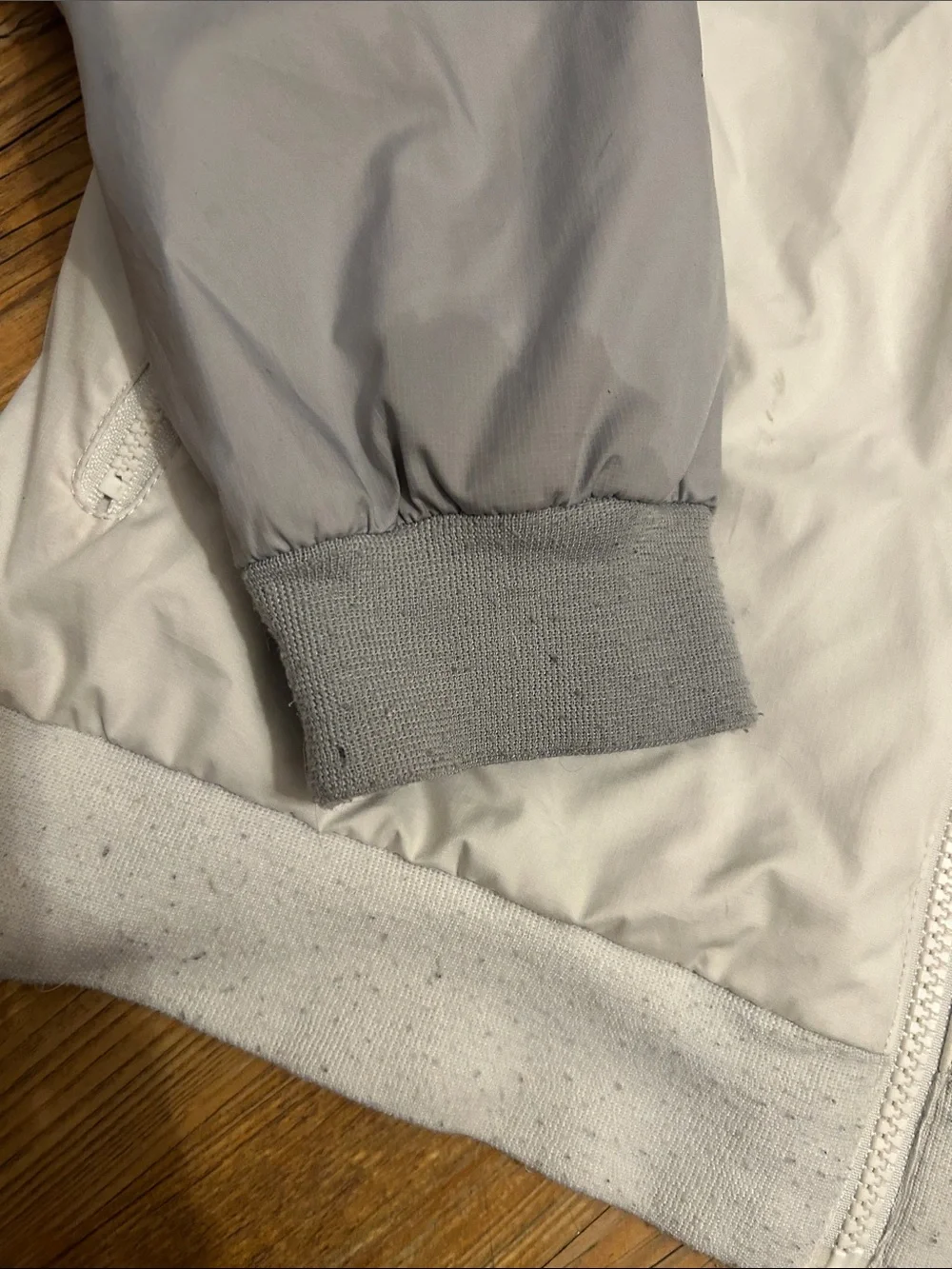 Nike Youth Windbreaker Size XL